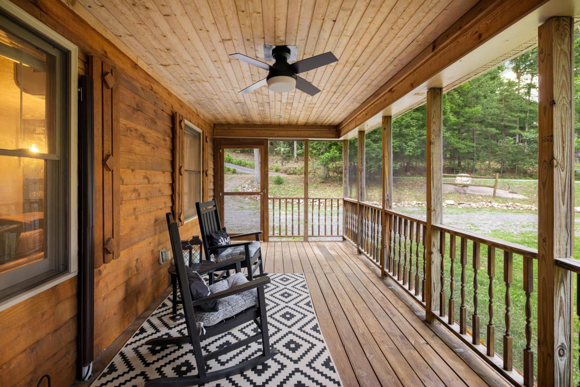Shenandoah Dog Friendly Cabin With River Access, Hot Tub, Fire Pit, Bbq, Outdoor Dining Exterior photo